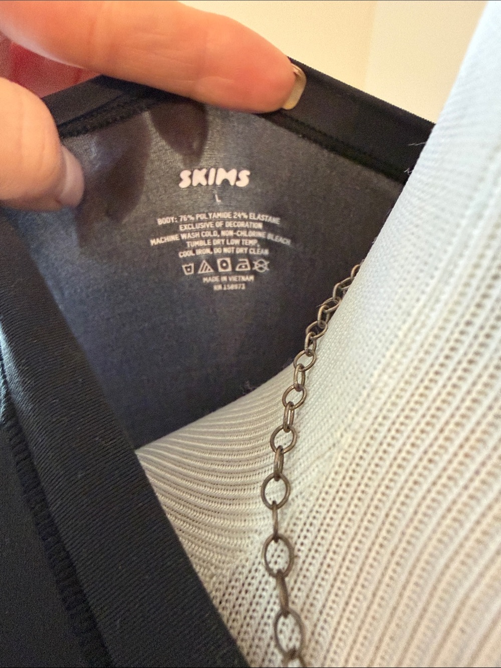 SKIMS Fits Everybody Black Long Sleeve Crewneck Top, Size Large - Picture 7 of 7